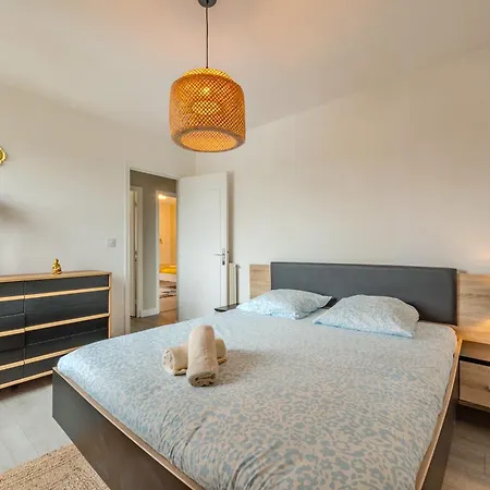 Escale à - Spacieux - 3 - Parking Privé - Ideal Familles&pros Appartement