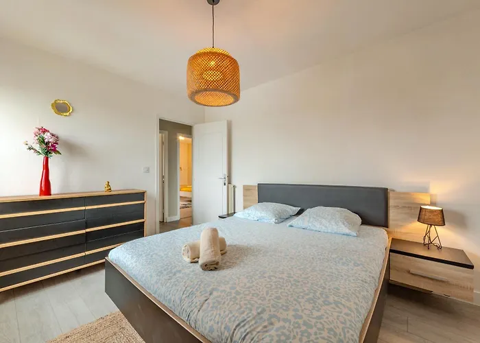 Escale à - Spacieux - 3 - Parking Privé - Ideal Familles&pros Appartement